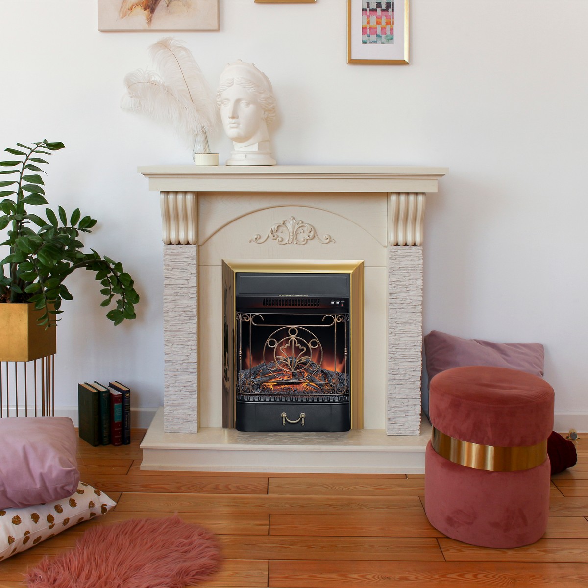 Электрокамин RealFlame  Corfino WT с очагом Majestic Lux Brass