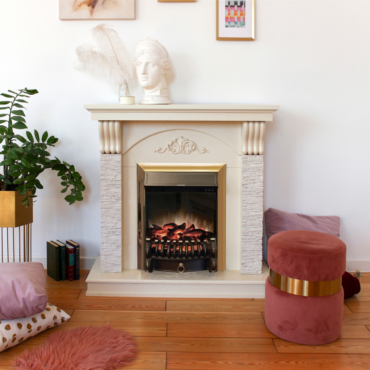 Электрокамин RealFlame  Corfino WT с очагом Fobos Lux Brass