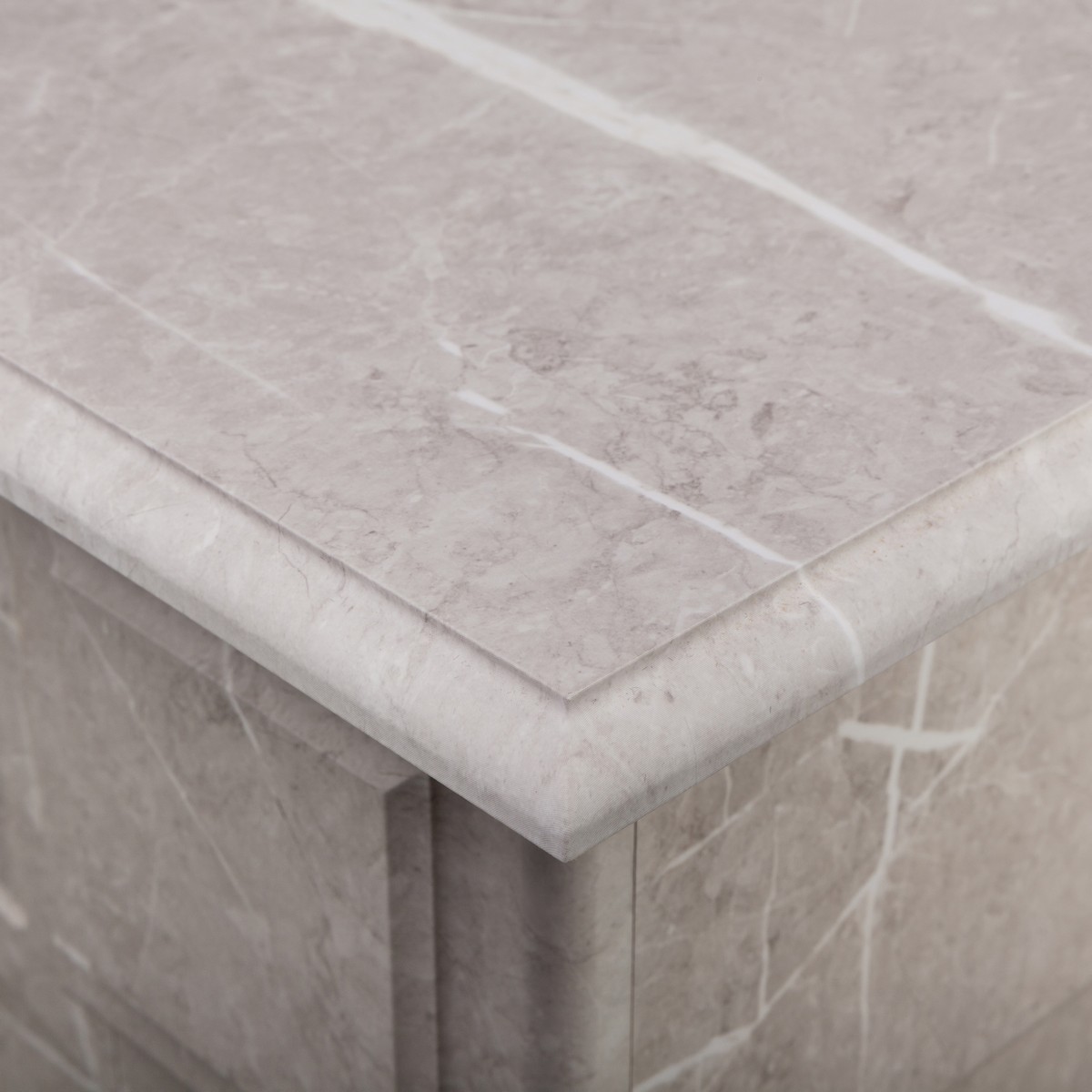 Электрокамин RealFlame Carolina 24/25,5 WT-F714 с очагом Irvine 24