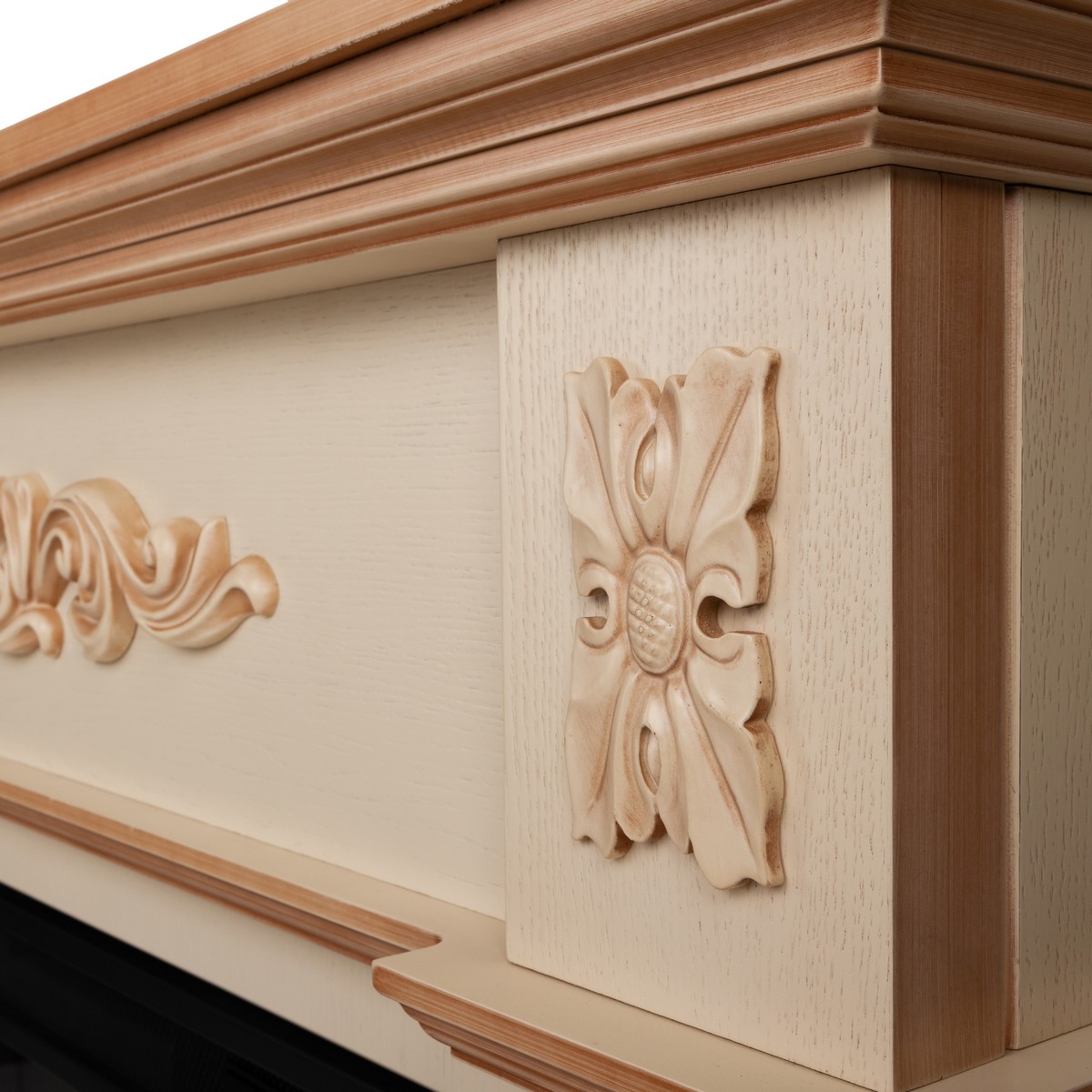 Электрокамин RealFlame  Silvia 26 WT-619B с очагом 3D Cassette 630