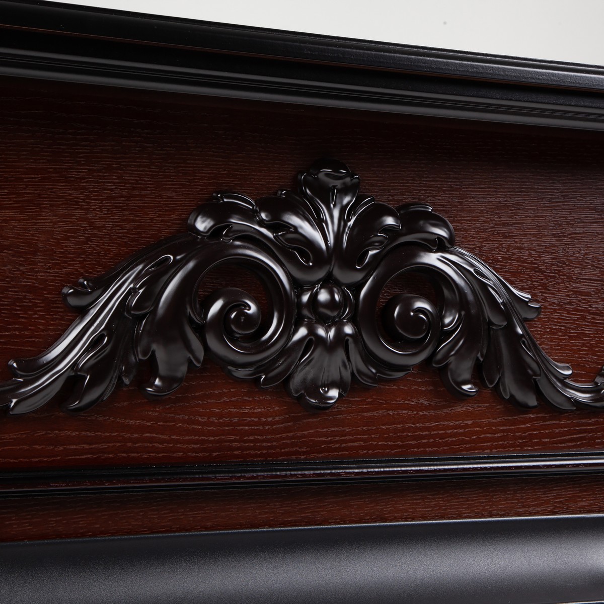 Электрокамин RealFlame  Anita Corner AO с очагом Majestic Lux Black