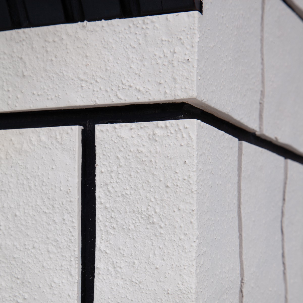 Электрокамин RealFlame Stone Corner STD AO с очагом Majestic Lux Black