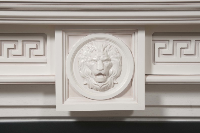 Каминокомплект Electrolux Vittoriano 26/30 с очагом EFP/P-2620RLS белёный дуб