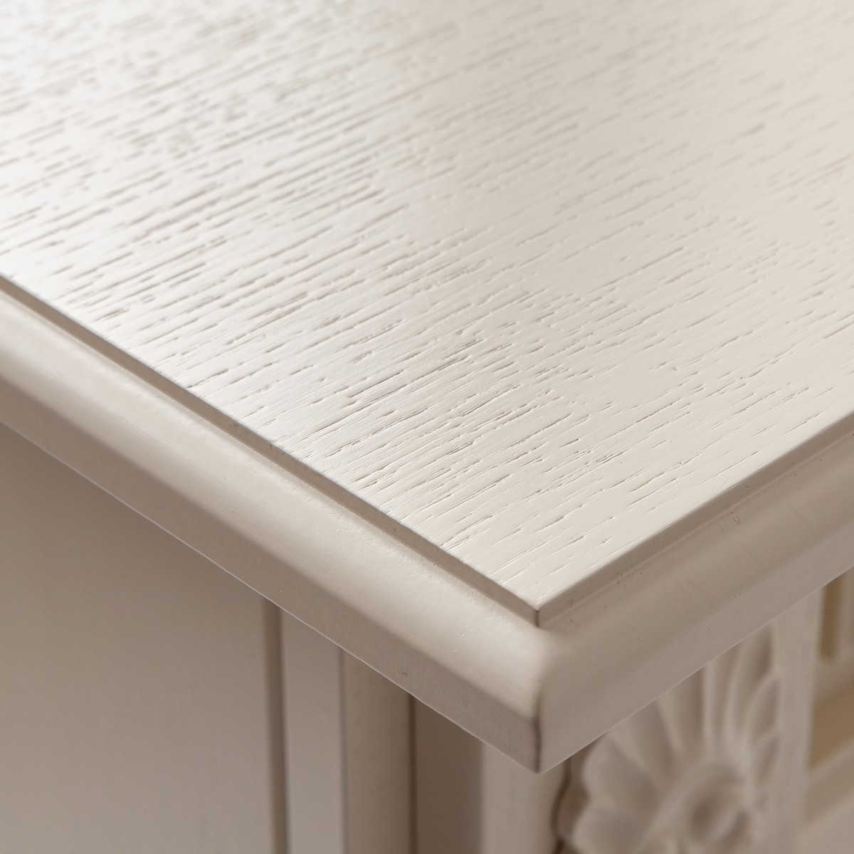 Электрокамин RealFlame  Dacota WT с очагом Fobos Lux Black