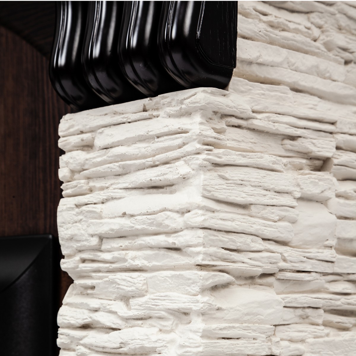 Электрокамин RealFlame Corfino NT с очагом Fobos Lux Black