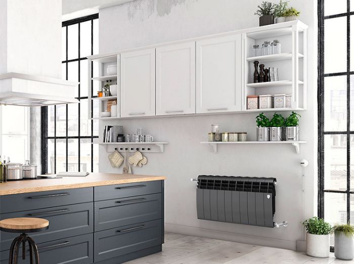 Радиатор Royal Thermo BiLiner 350 /Noir Sable - 4 секц.