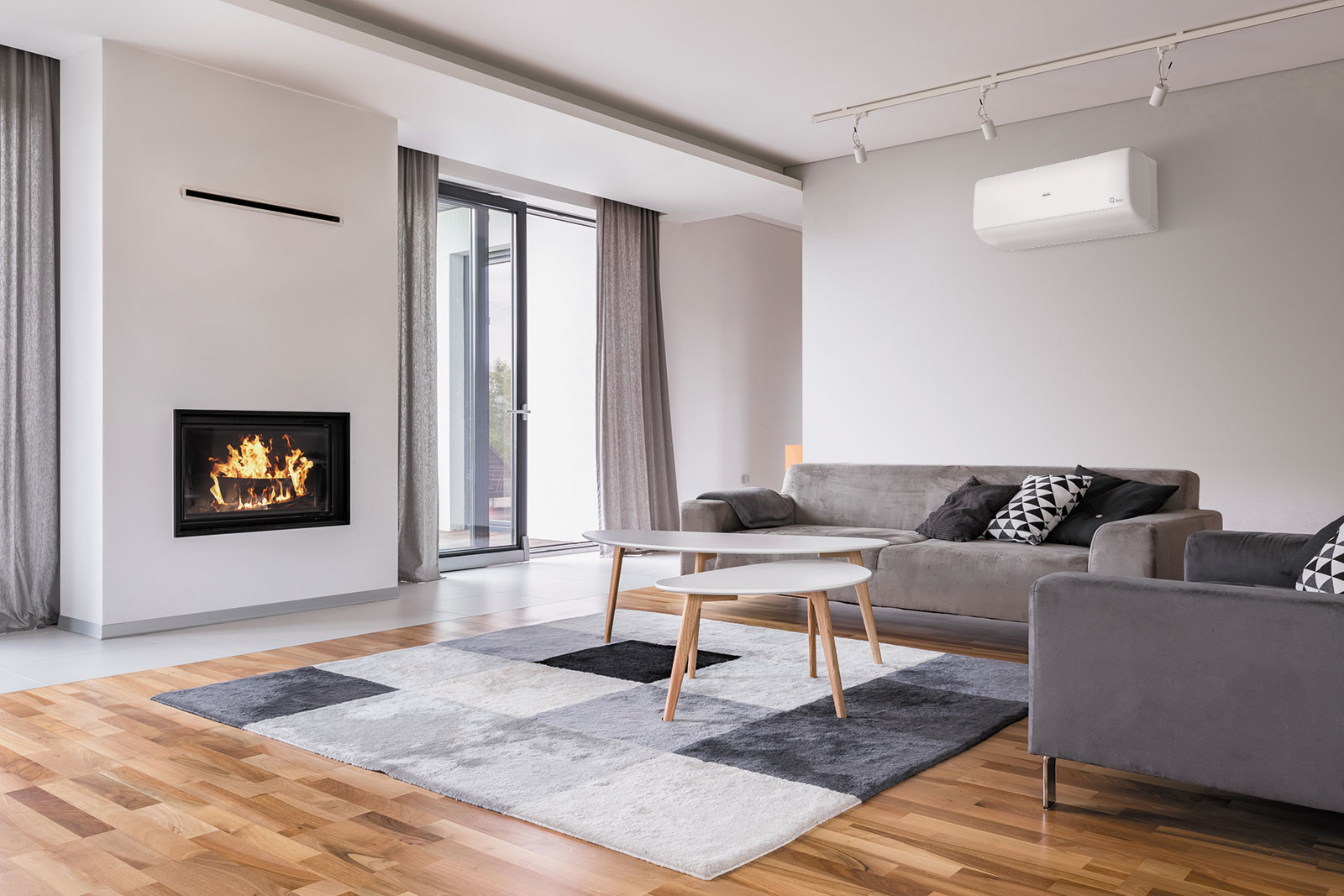 Настенная сплит-система AUX ASW-H24A4/QH-R1 Q Light series On-Off