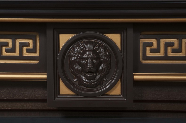 Каминокомплект Electrolux Vittoriano 26/30 с очагом EFP/P-2620RLS темный дуб с золотой патиной